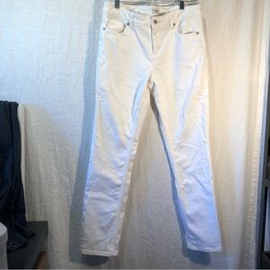 Liz Claiborne classic fit straight true white denim crop jeans w stretch size 8